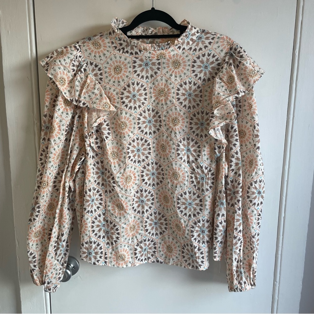 Geometric Ana print blouse with ruffles. A new approach. Size 3XL